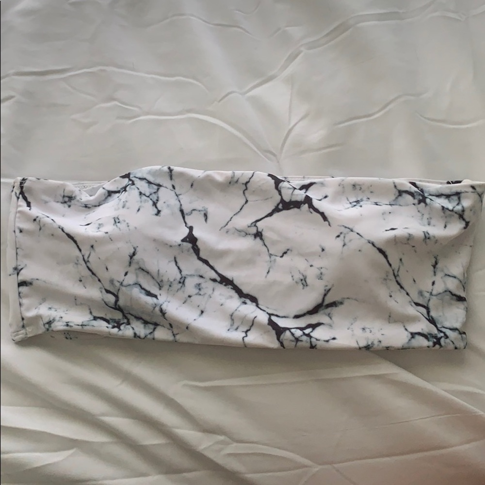 Strapless bathing suit top